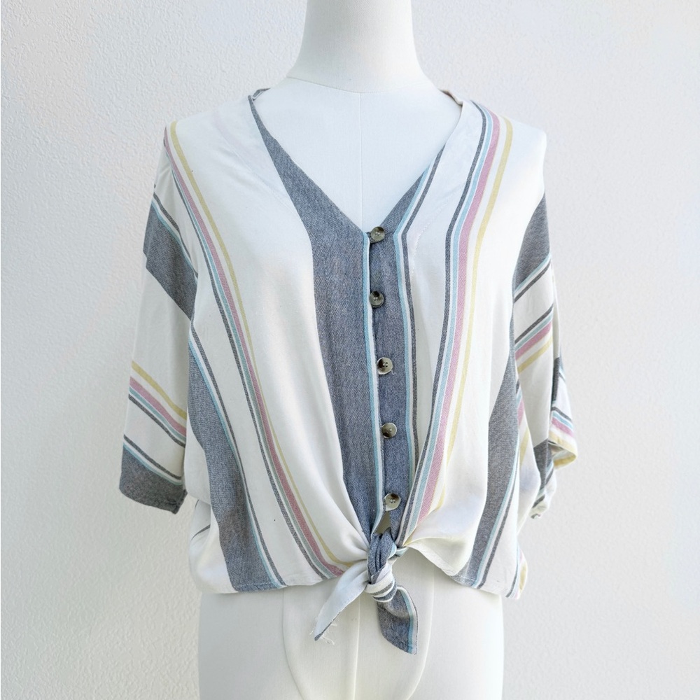 LAST CHANCE Style Envy Striped Slouchy Button-Down Tie-Front Top M Rayon